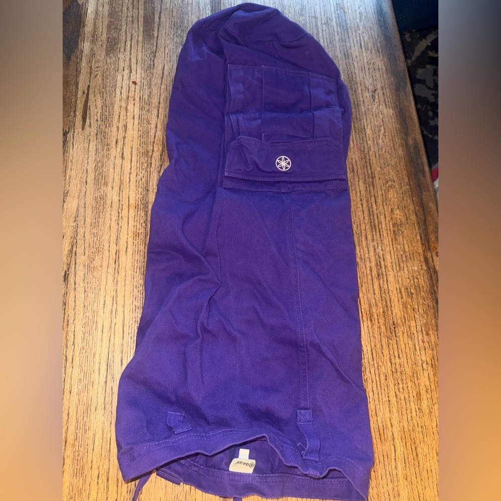 Gaiam Yoga Mat Bag – Drawstring Closure & Shoulder Strap, Like New